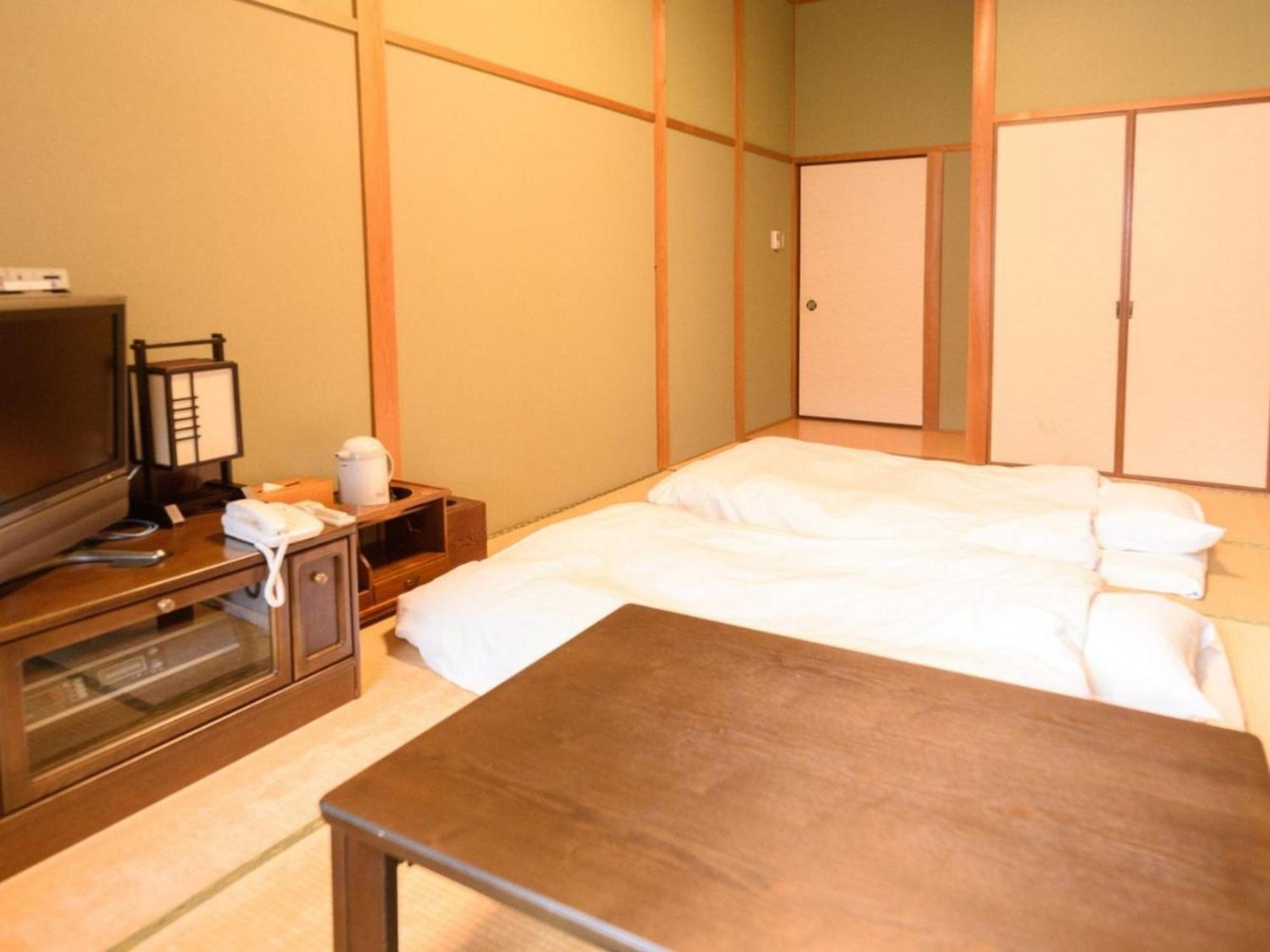 Business Hotel Kawakami Кумано Екстер'єр фото
