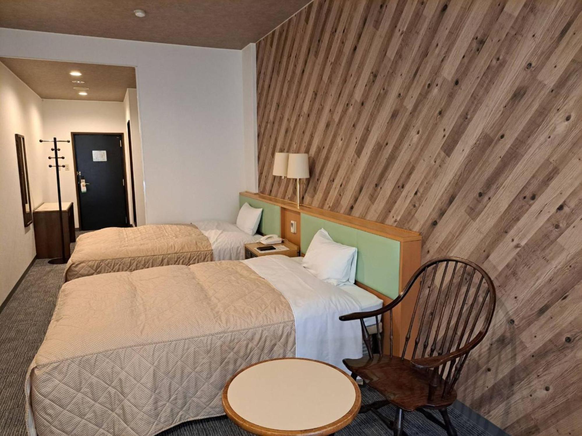 Business Hotel Kawakami Кумано Екстер'єр фото