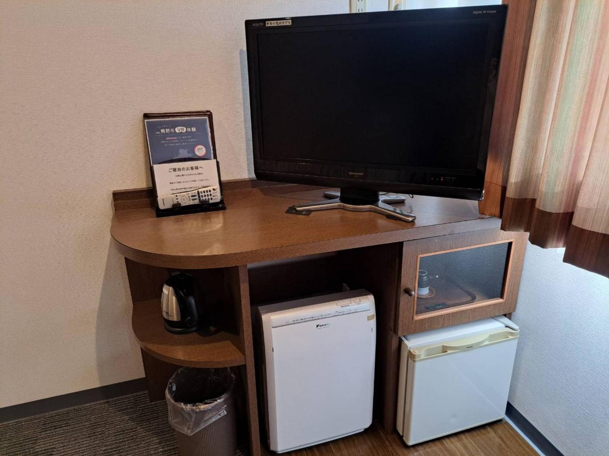 Business Hotel Kawakami Кумано Екстер'єр фото