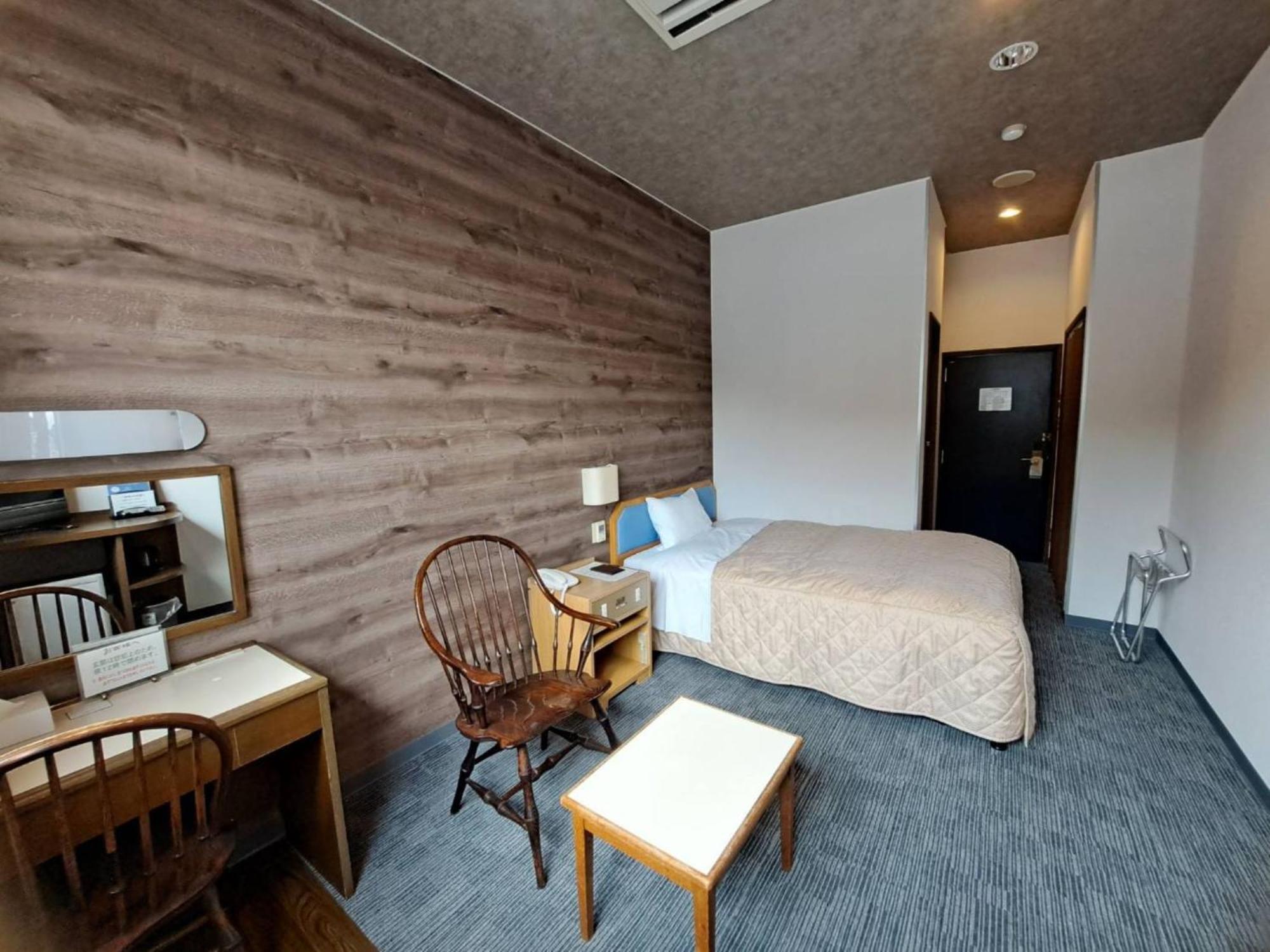 Business Hotel Kawakami Кумано Екстер'єр фото