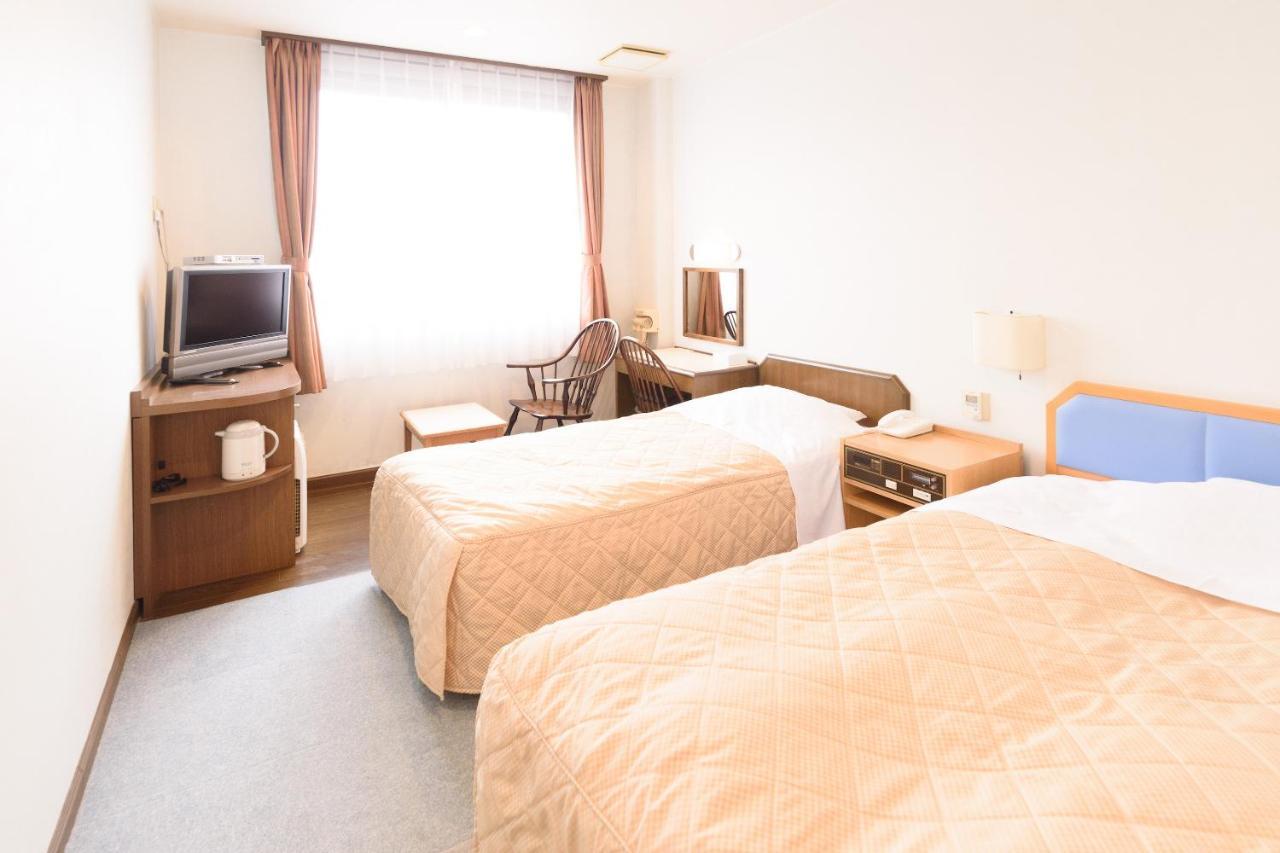 Business Hotel Kawakami Кумано Екстер'єр фото