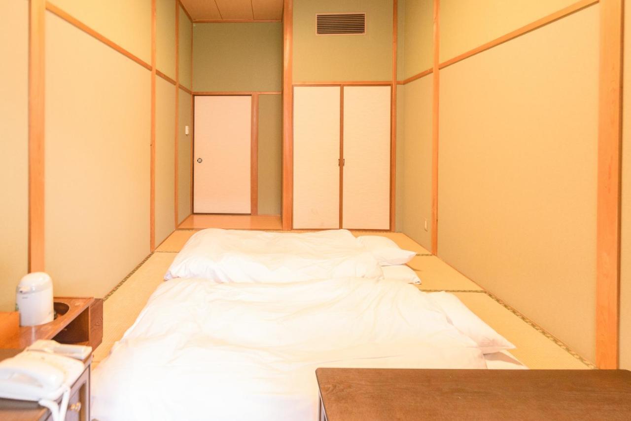 Business Hotel Kawakami Кумано Екстер'єр фото